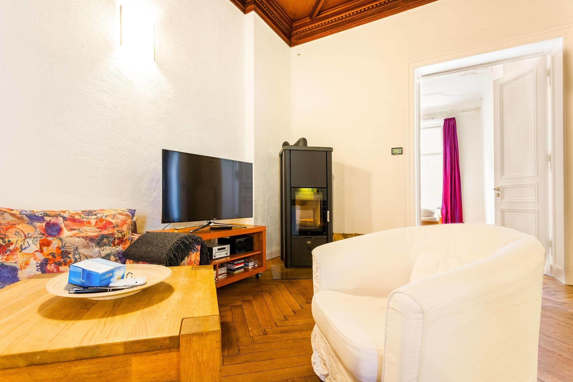 Aptc Downtown Monument4rent Near Checkpoint Charlie Appartement *