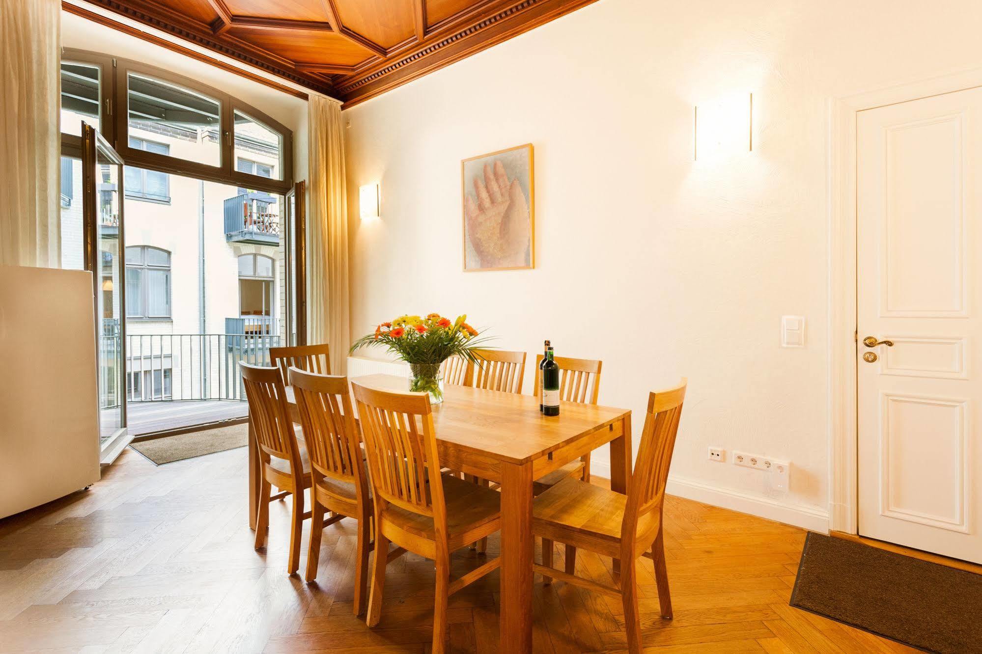 Aptc Downtown Monument4rent Near Checkpoint Charlie Appartement Berlijn