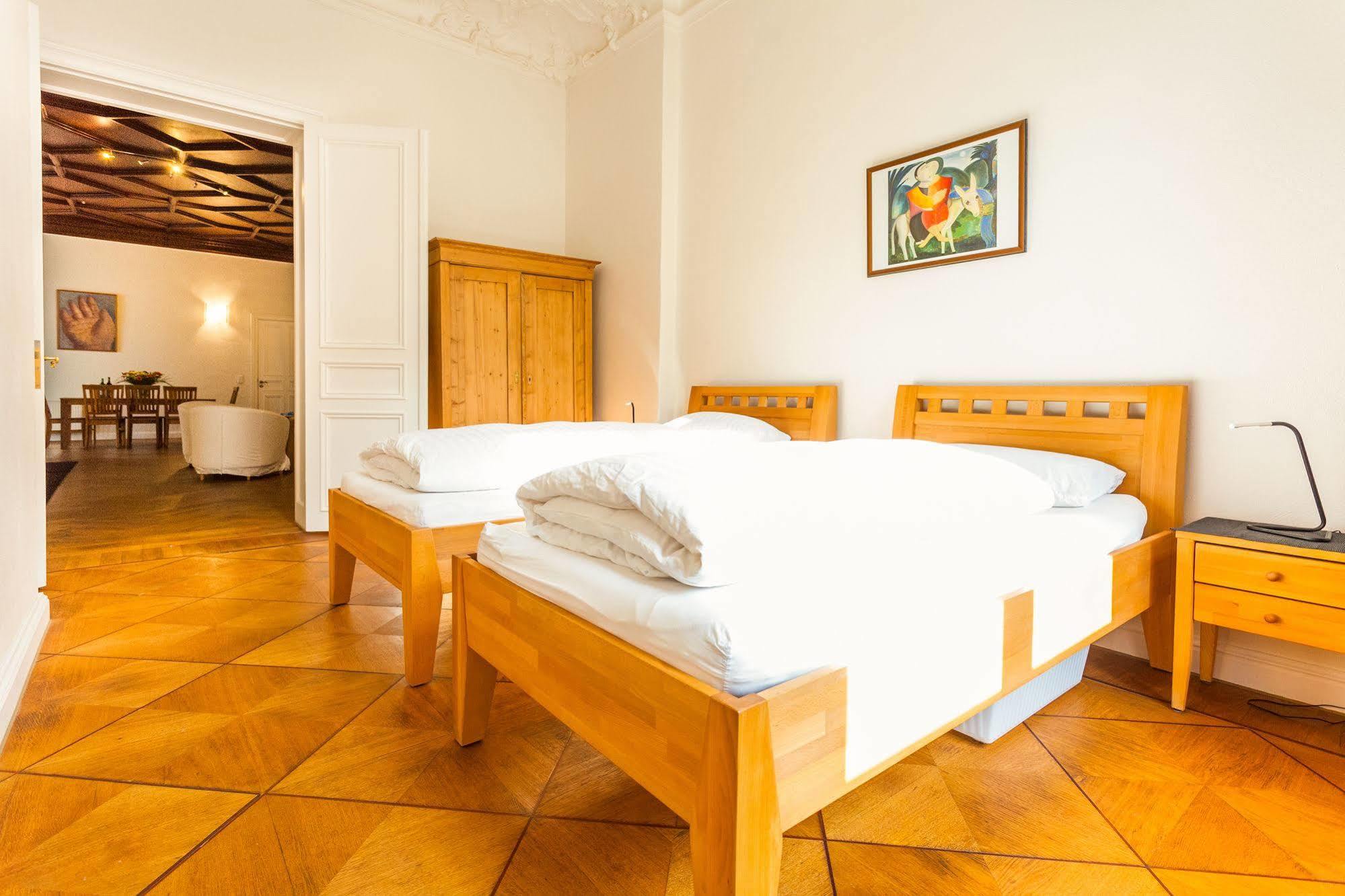 Aptc Downtown Monument4rent Near Checkpoint Charlie Appartement Berlijn